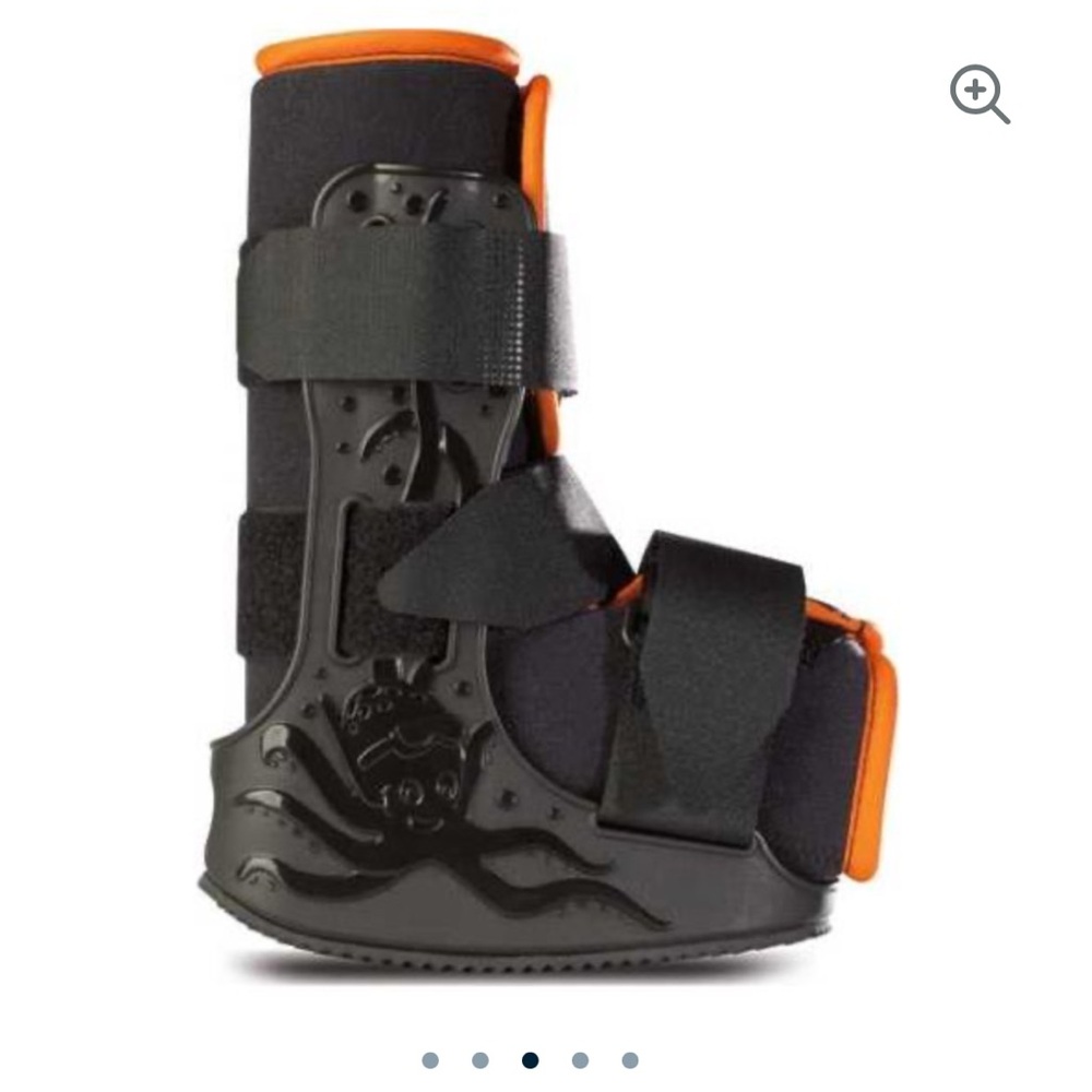 Procare MiniTrax Walking Boot Left Size Small NEW